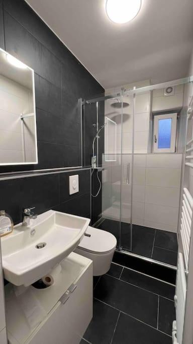 De Apartment Neu-Ulm Dış mekan fotoğraf