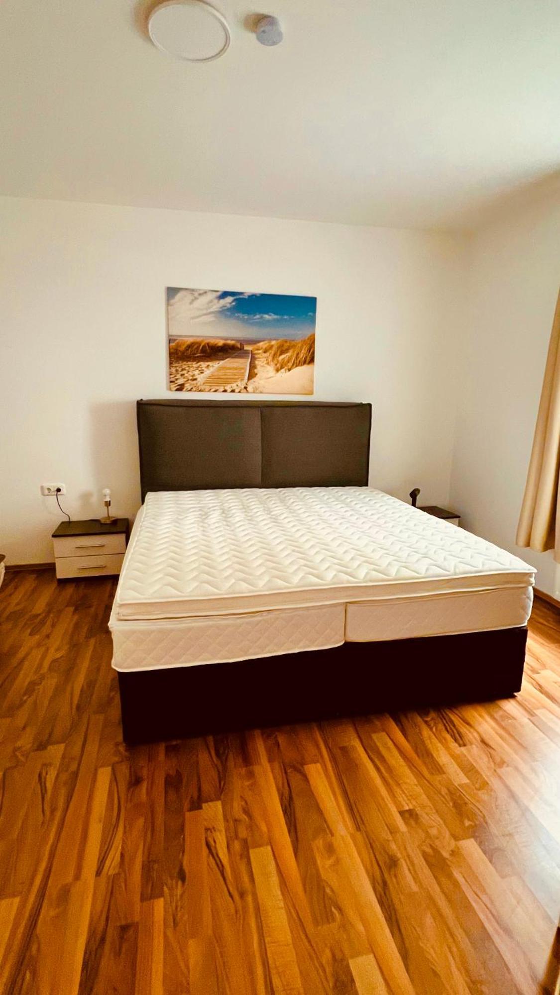 De Apartment Neu-Ulm Dış mekan fotoğraf